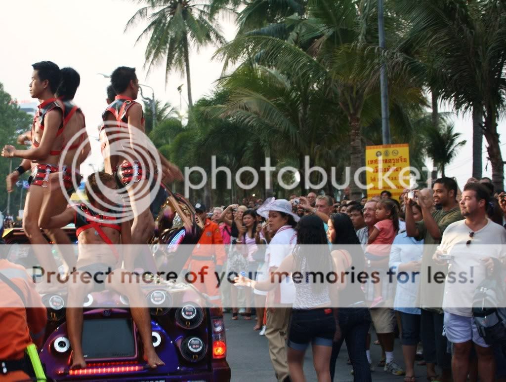 Жирный вторник в Паттайе или Central Festival Pattaya Beach