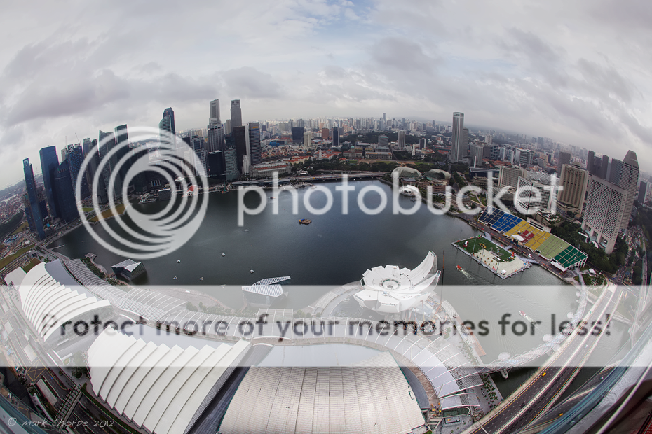 IMAGE: http://i379.photobucket.com/albums/oo235/CamDiver/Singas.png