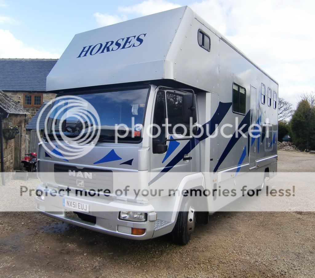 SOLD MAN 7.5 3 horse lorry 51 reg £16500 Horse Gossip