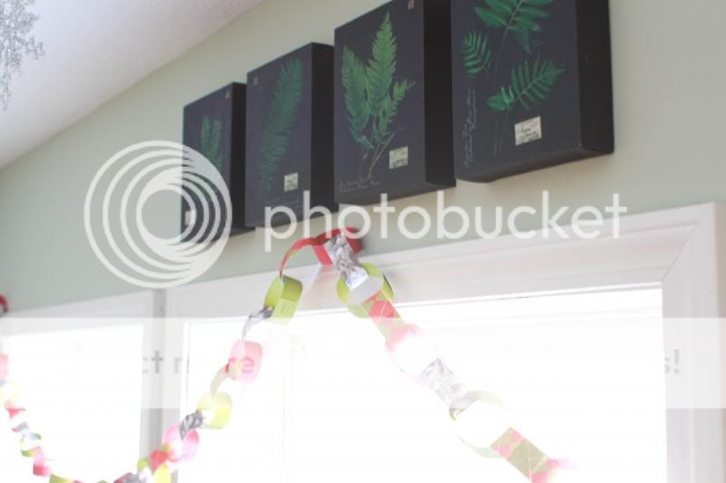 photo Christmasschoolroom5.jpg